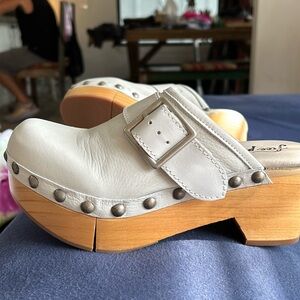 New in box! Free people Culver City clog sz US 6 37UK